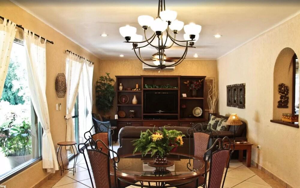 Casa Rayos Del Sol